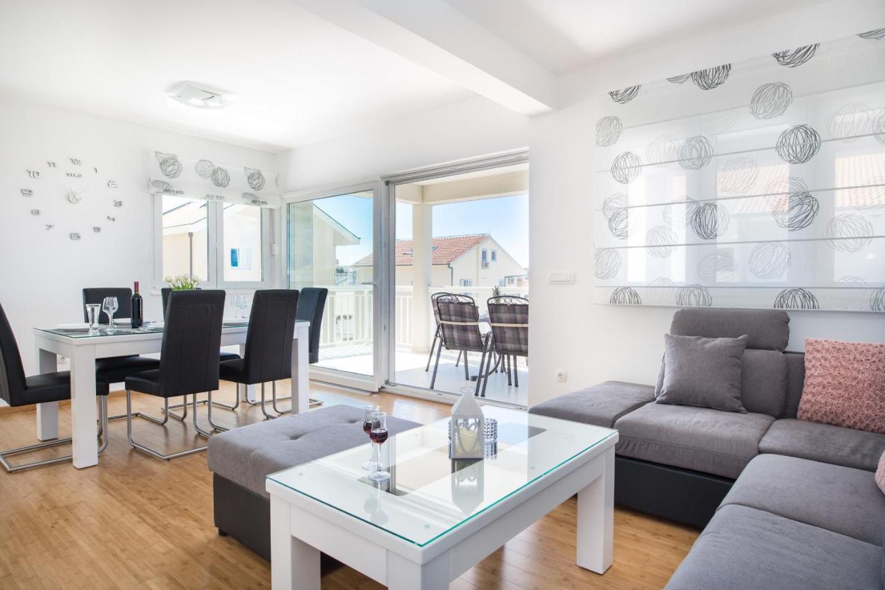 Luxury Xxl Apartment Makarska Exterior foto